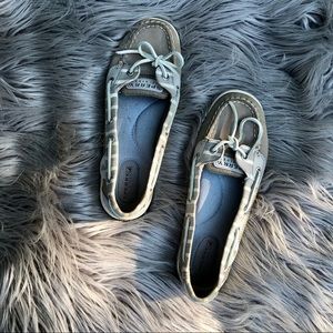 Sperry Angelfish Top-Sider Linen Oat Boat Shoes with White Stripes, Size 7.5